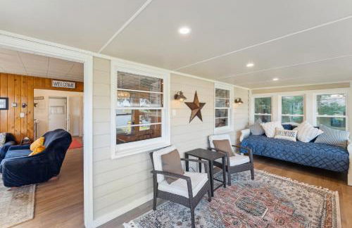 Delavan Retreat with Patio on Turtle Lake! - Foto 4