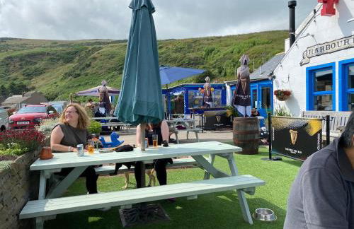 Driftwood - Photo 40