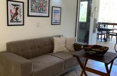 Casa Amarela - 3 suítes e piscina - Foto 8