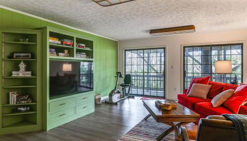 Deck and Community Perks Sky Valley Home! - Foto 2