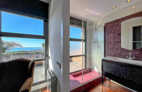 Stylish villa with saltwater pool - Foto 27