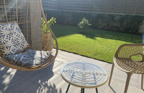 Villa ELi - Luxury Nature Getaway - Strategically located for Beach Exploration - Onsite Power for Electric Vehicle - Foto 13