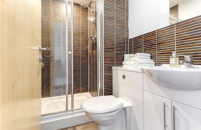 Executive 7 Apartments - Photo 75