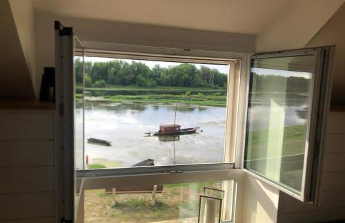 La Capitainerie, vue directe sur la Loire, calme et confort - Foto 11