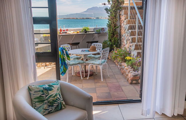 185 on Beach Boutique Suites and Apartments - Photo 72