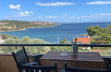 The Yellow Houses - Photo 12