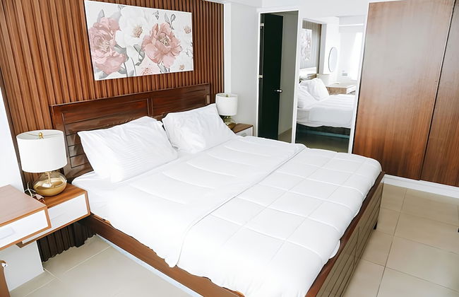 Avida Prime Suite with 3Bededrooms No.35 - Photo 4