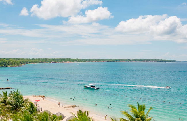 Playa Tranquila Day Trip - Photo 1