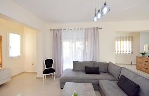 Seraina House - Photo 5