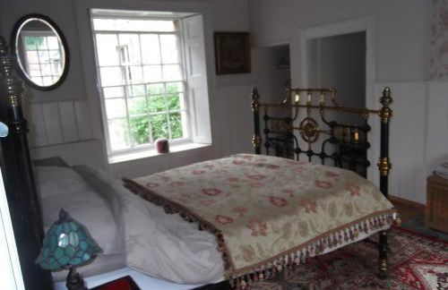 Manor House Annex - Sleeps up to 6 People - Photo 1