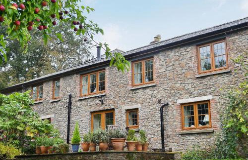 Grooms Cottage - Photo 1