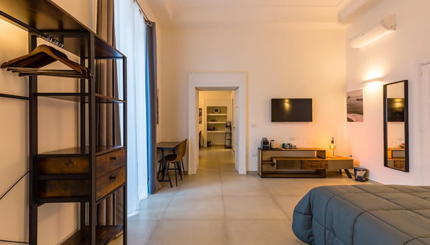 Partenope in Naples With 1 Bedrooms and 1 Bathrooms - Foto 2, Habitación