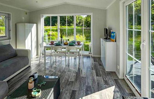 2 Bedroom Nice Home In Stolec - Foto 3