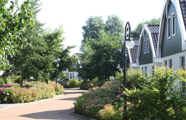 Nice Holiday Home with Dishwasher near Dunes - Photo 1