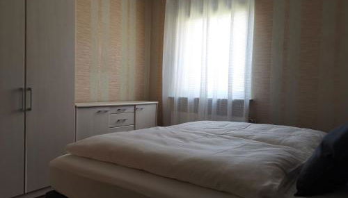 Quiet apartment with green view in urban location - Foto 3, wardrobe