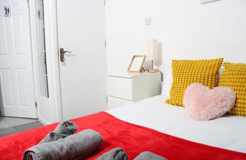 Cosy studio with kitchenette and private bathroom - 15mins to Central London! - Foto 1