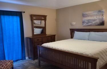 Traveling for Work or Fun 4BR Near KSC - Port Canaveral - Foto 2