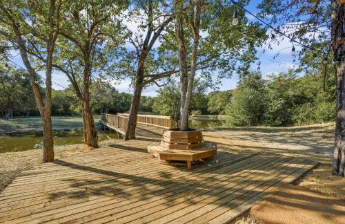 22-Acres Mansion - Pool Party Venue Games & More - Foto 57