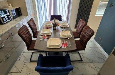 Luxury Modern Comfy 3BR House Contractors Family - Foto 34