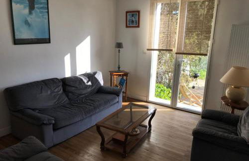 Maison lumineuse avec jardin, à 10 min du centre de Le Palais, animaux acceptés - FR-1-418-183 - Photo 7