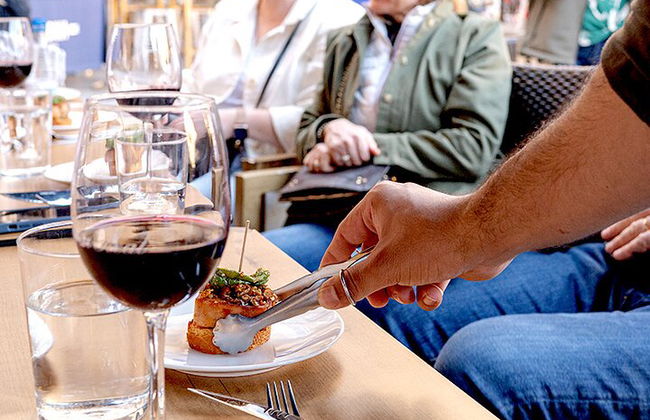 Gourmet Pintxos & Premium Wines tour gastronomico per piccoli gruppi - Foto 4