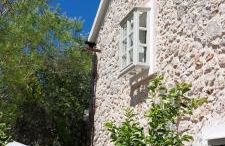 Sundial Stone House - Photo 5