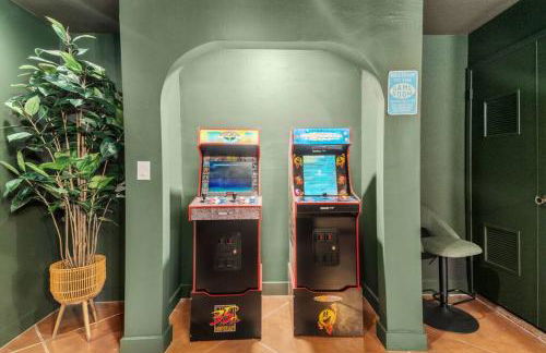 Tucasa - Private Backyard Resort - Theater - Foto 21