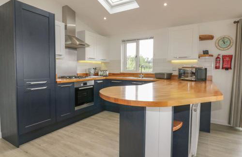 7 Faraway Fields - Photo 5