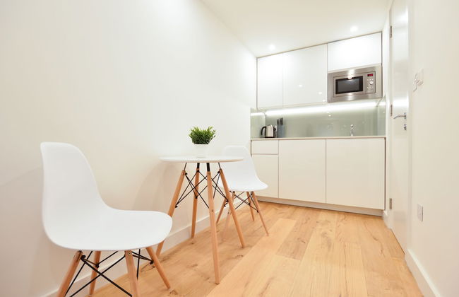 Shepherds Bush Green Serviced Apartments by Concept Apartments - Photo 24