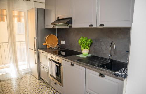 Superbe appartement Port de Nice Lumineux,Clim , Parking - Foto 13