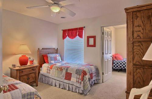 Charlevoix Creekside Condo - Photo 5