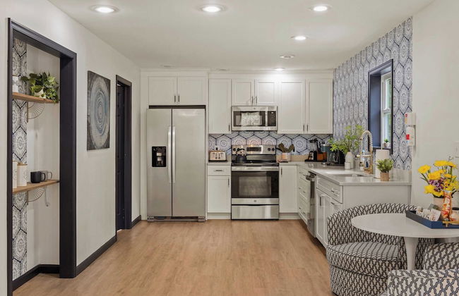 For Lake Sake by Avantstay Lakefront + Hot Tub + View - Photo 19