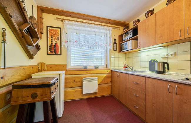 2 bedroom Apartment in Stárkov with swimming pool and garden - Photo 14