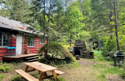 Springbrook · Cozy 2BR Mt. Hood Cabin, Fireplace & Retro Kitchen - Foto 6