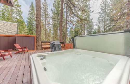 Lakeside Serenity Retreat - Photo 34