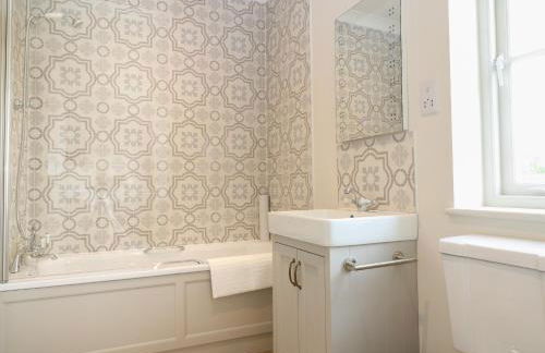 Flagstone Cottage - Photo 12