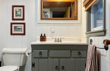 Lakefront Adirondack Cabin - Dock - Canoe - 10 min to Lake Placid - Photo 25