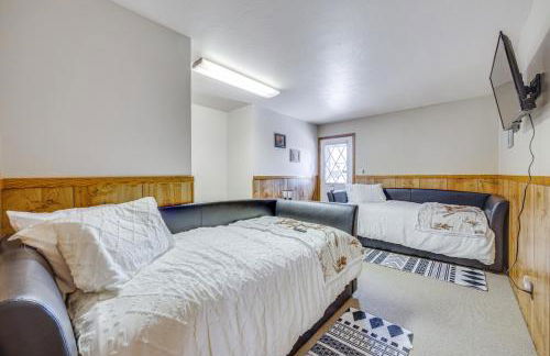 Stunning Calhan Home with Indoor Pool! - Foto 20