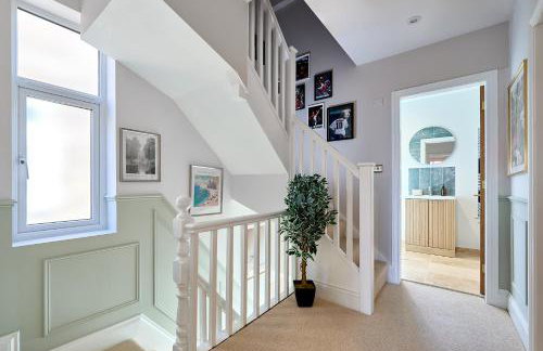 Stylish 4 bed home in Old Trafford next to MUFC - Foto 40