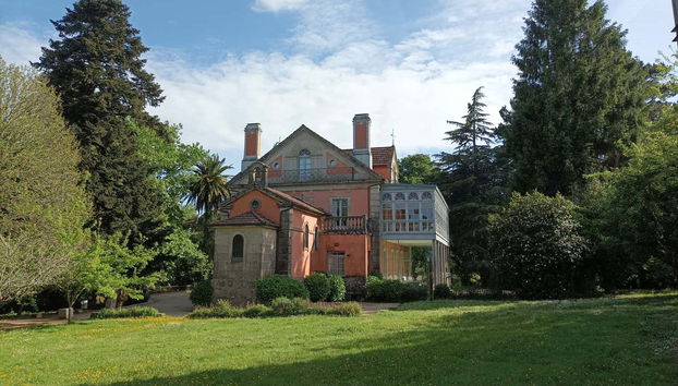 Percorrendo a Finca Simeón