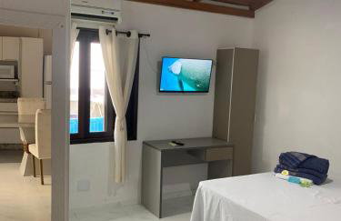 Chalé com lareira & jacuzzi privativa aquecida 300 m da Praia e Roda Gigante - Foto 23