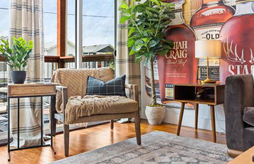 Classic Louisville Home with Contemporary Upgrades - Foto 2