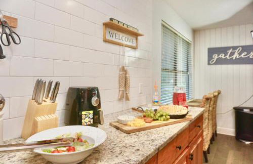 5BR House - Pool - Hot Tub - 8 Min to Hannah Park - Foto 24