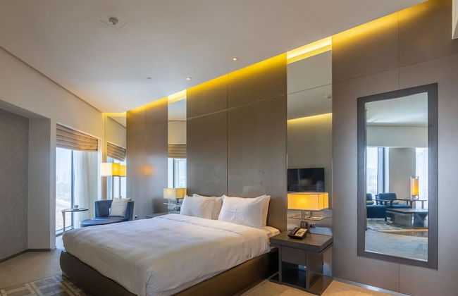 Elegant 1BR Near Wafi Mall Central Dubai Stay - Photo 9