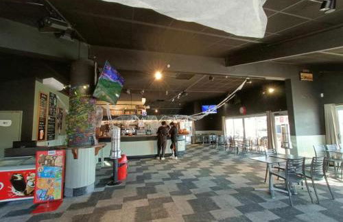 Mobil Home Moderne de 40m2 TOUT CONFORT Camping SIBLU Les CHARMETTES 785 La Palmyre Les Mathes - Foto 37