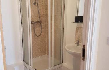 Cardiff Bay, City centre apartment - Foto 11