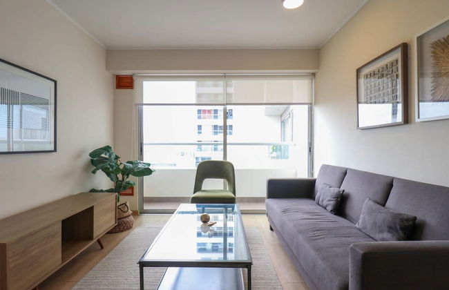 w Great 1BR With Balcony in Luxurious Building - Foto 30