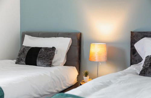 CONTRACTORS, Central MK, Free off street Parking, close to amenities, Managed by Chique Properties Ltd - Foto 21