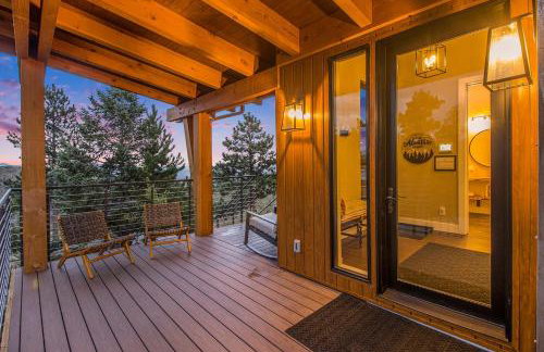 Hot Tub and Scenic Views at The Bailey Lodge - Foto 44