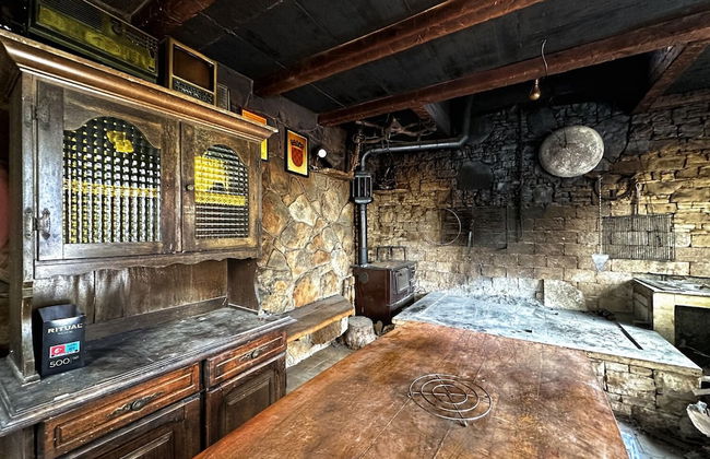 Mia - With Pool - A1 - Photo 27